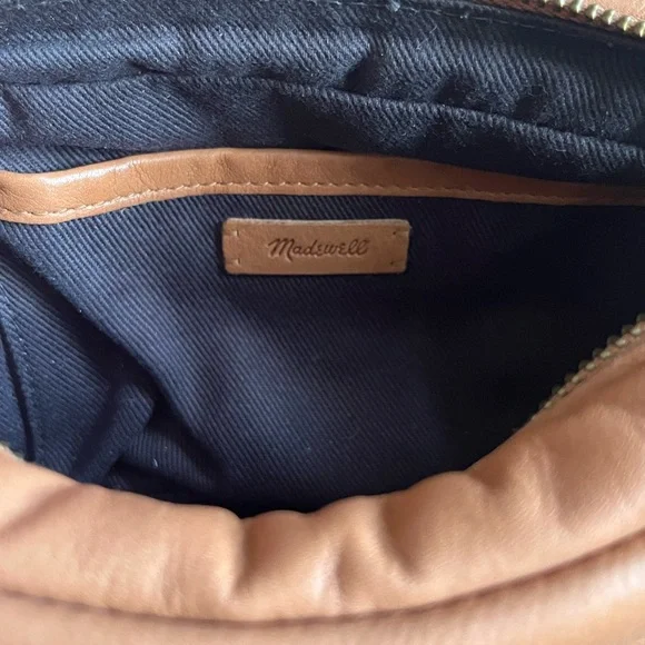 Madewell the transport camera bag puff edition - Picture 6 of 9